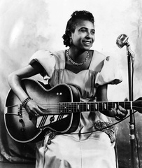 Memphis Minnie seated